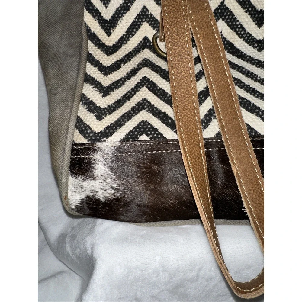 Myra Bag Shoulder Purse Womens Hair On Hide Boho Bag Canvas Zipper Closure - Picture 2 of 10